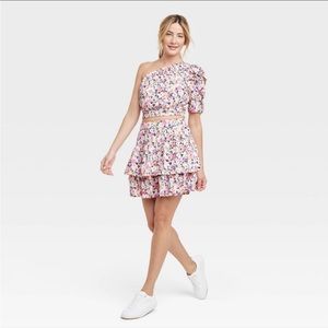 Target Universal Thread Floral Two Piece Set Size L